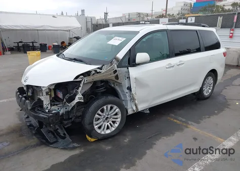 2015 Toyota Sienna Xle Premium 8 Passenger из США, поврежденный, VIN 5TDYK3DC5FS683080